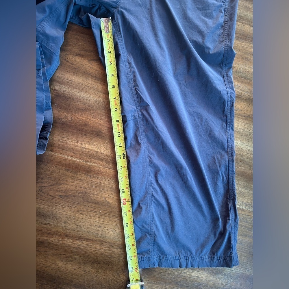 LL Bean Hiking/Outdoor Capri Pants Size 12 Reg. - Picture 7 of 7